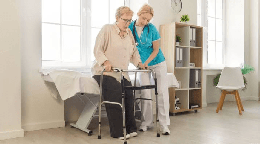 Cost of Private Hip Replacement in Canada: What Patients Should Know Before Making a Decision